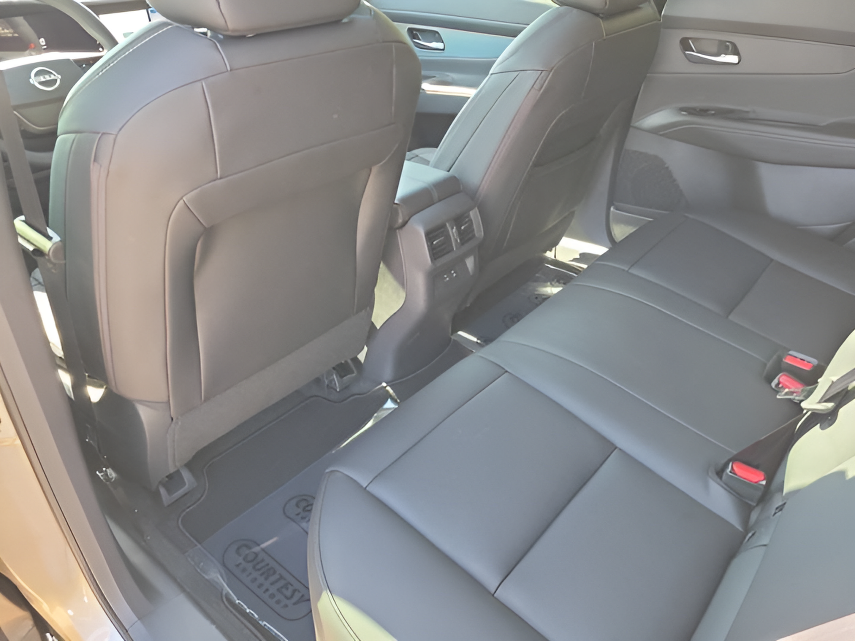 Used 2026 Nissan Murano SL AWD/4WD image 9