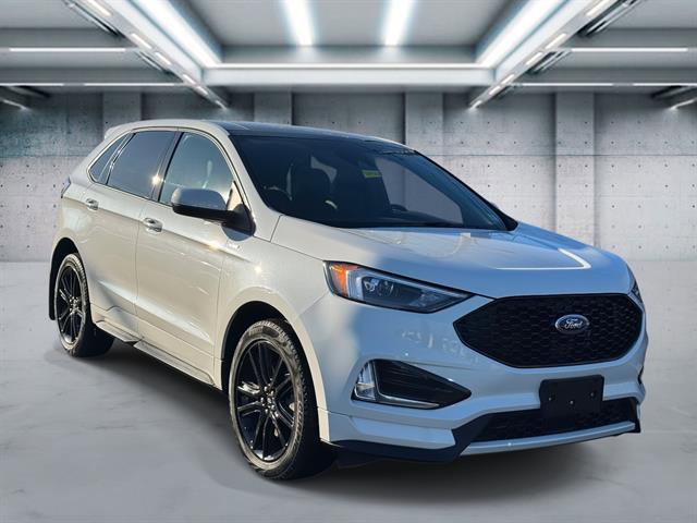 Used 2023 Ford Edge ST-Line image 2