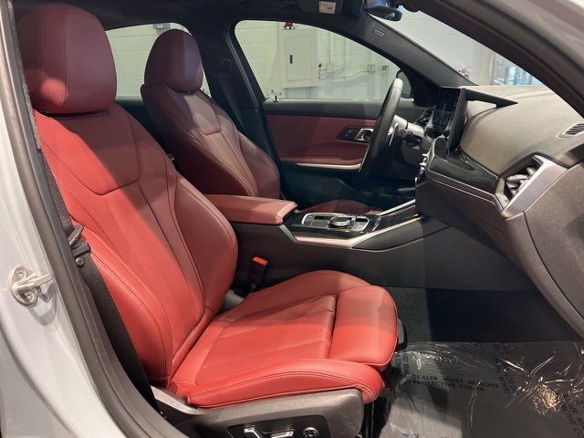 Used 2024 BMW 330i xDrive Sedan w/ M Sport Package image 37