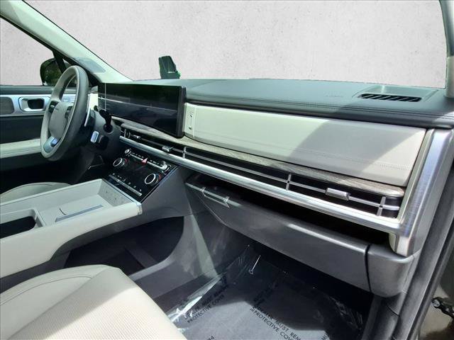 Certified 2024 Hyundai Santa Fe Calligraphy FWD image 26