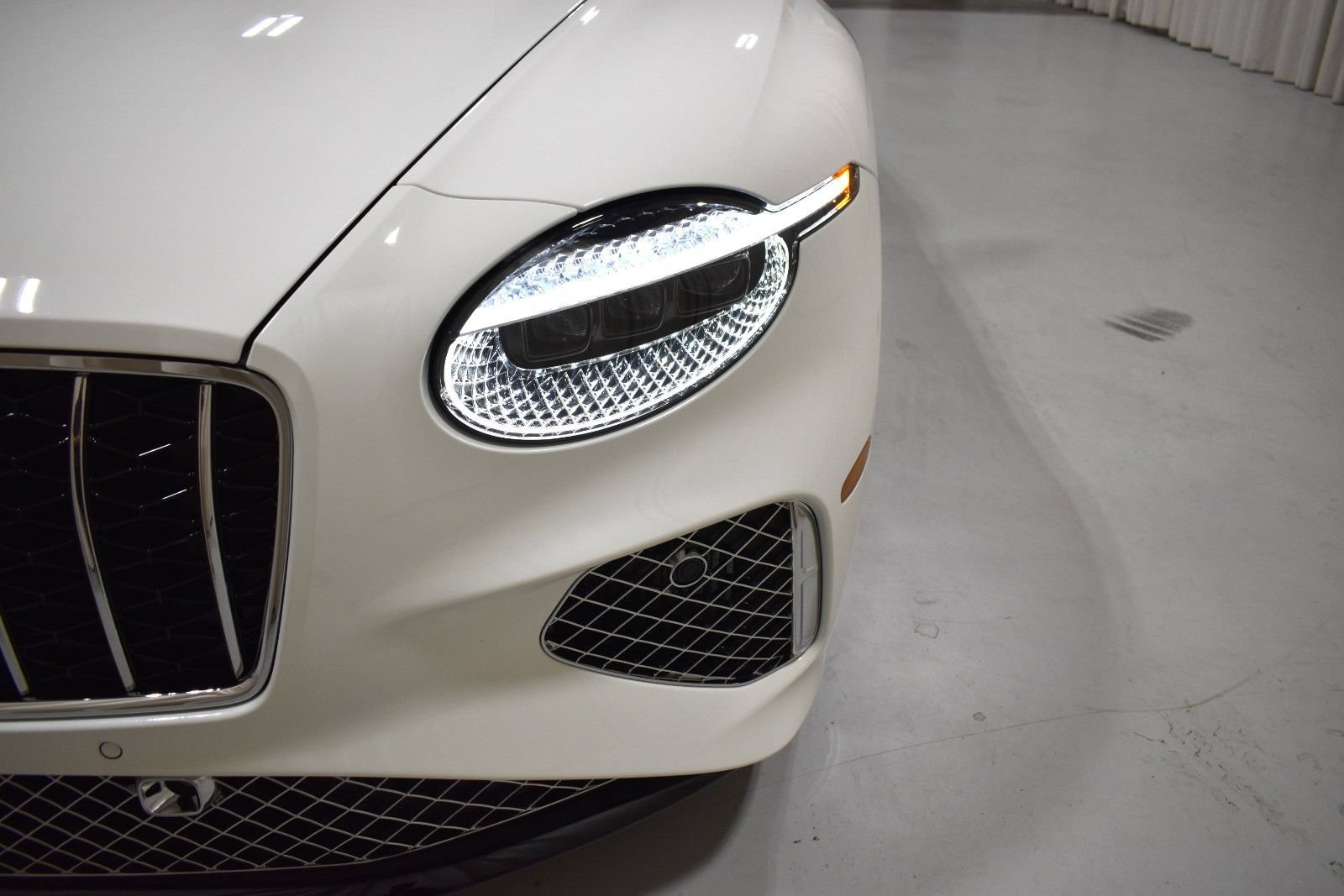New 2026 Bentley Continental GT AWD/4WD image 15