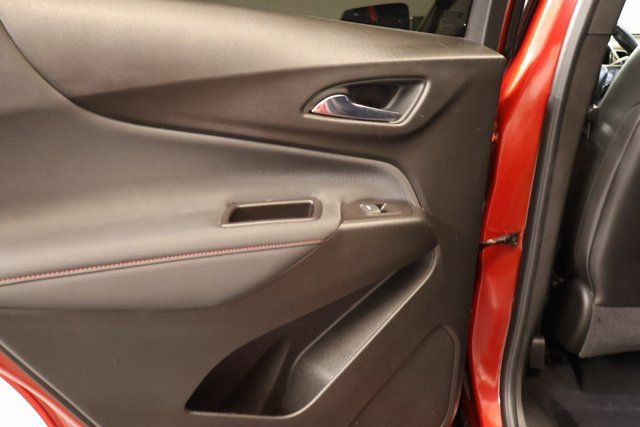 Used 2022 Chevrolet Equinox RS w/ RS Leather Package image 30