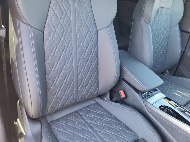 New 2026 Audi SQ5 Premium Plus AWD/4WD image 18