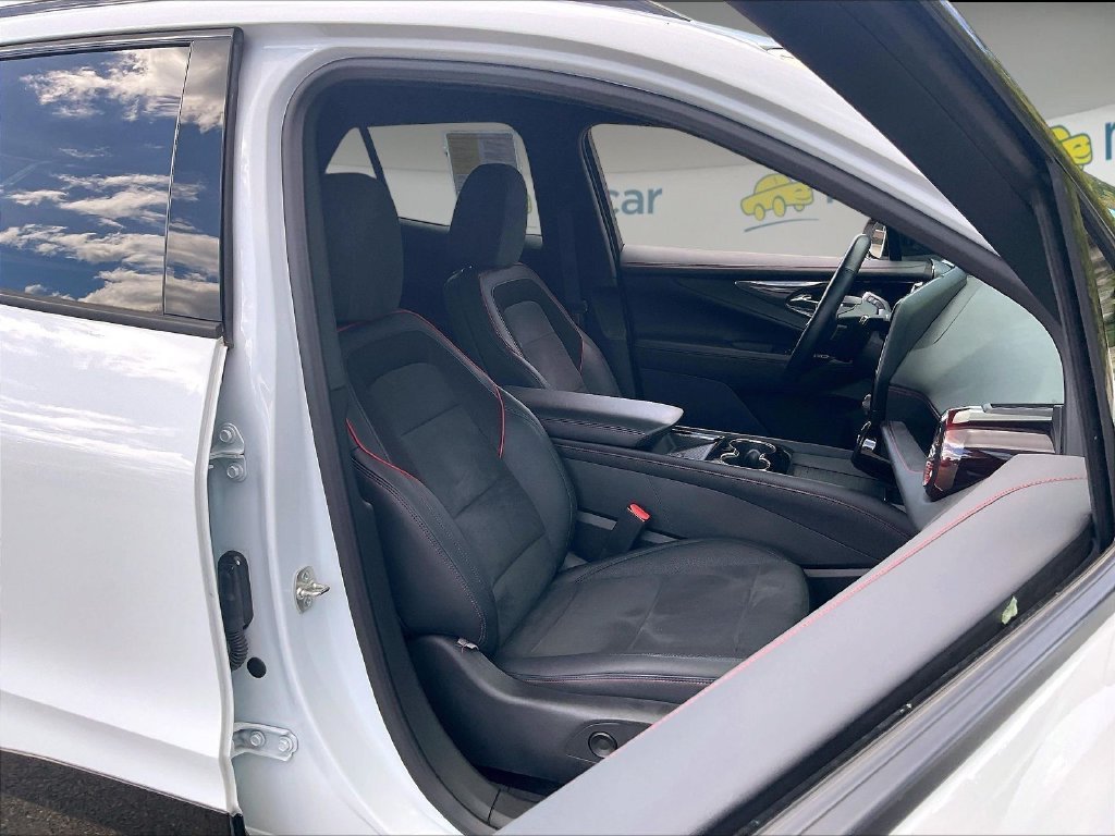 Used 2024 Chevrolet Blazer EV RS AWD/4WD image 11