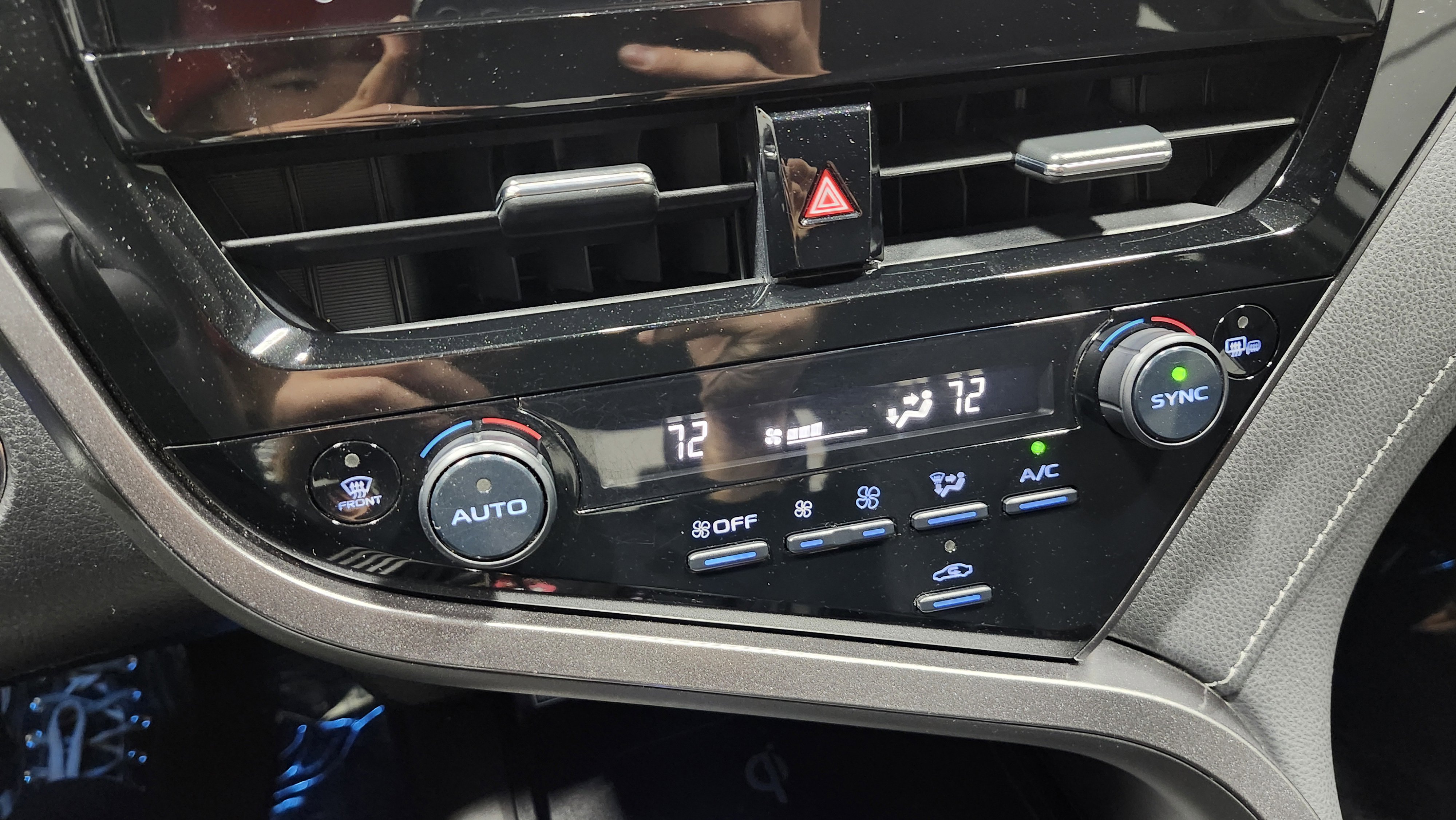 Used 2021 Toyota Camry XSE image 29