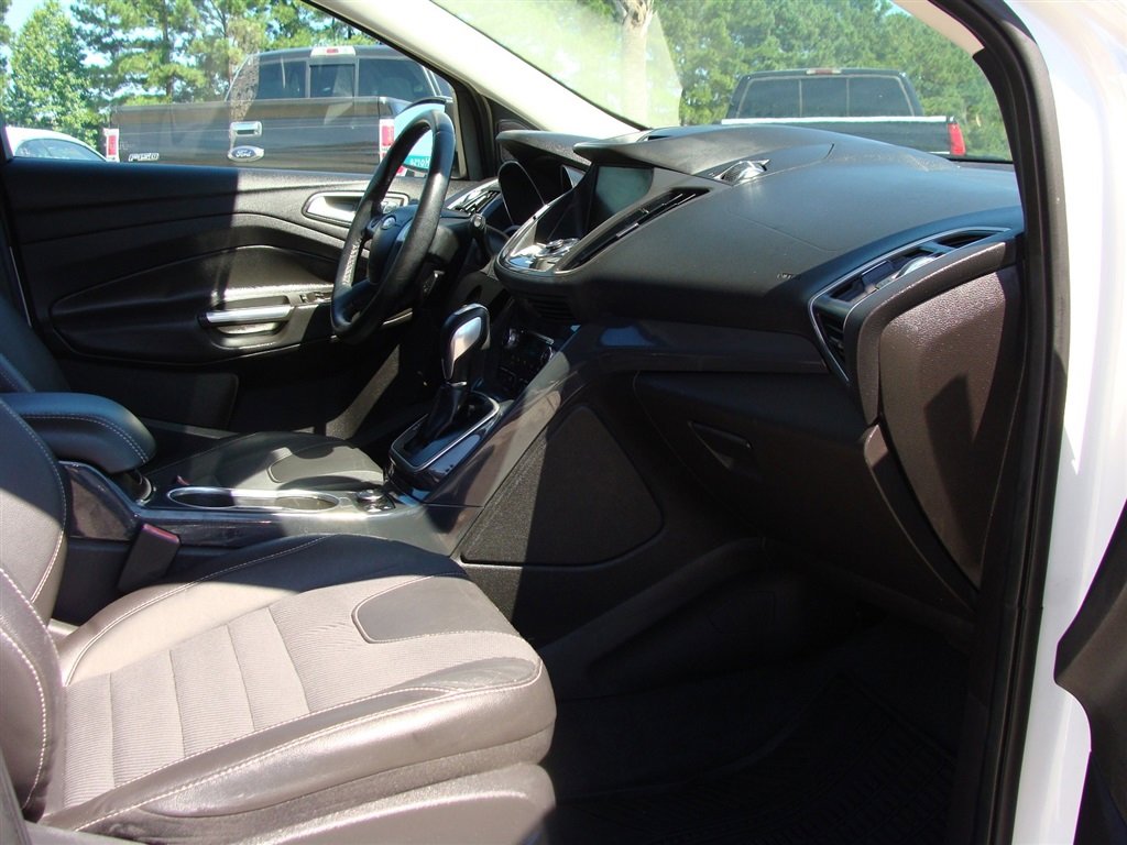 Used 2013 Ford Escape Titanium w/ Parking Technology Pkg image 20