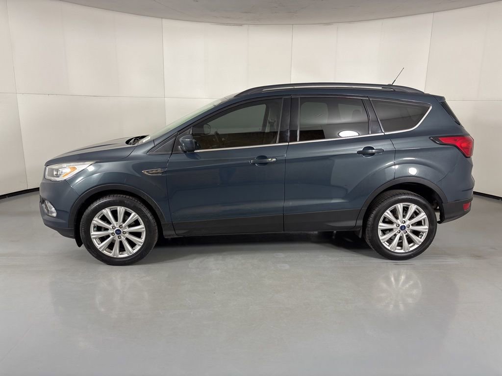 Used 2019 Ford Escape SEL image 5