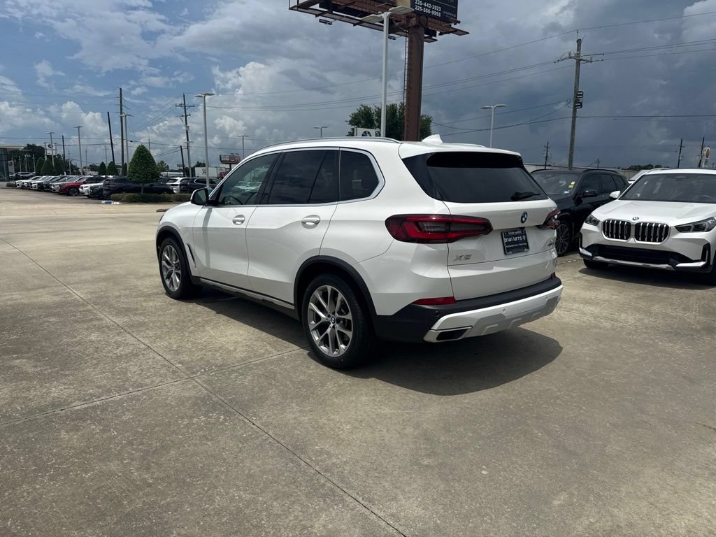 Used 2022 BMW X5 sDrive40i w/ Premium Package RWD image 3