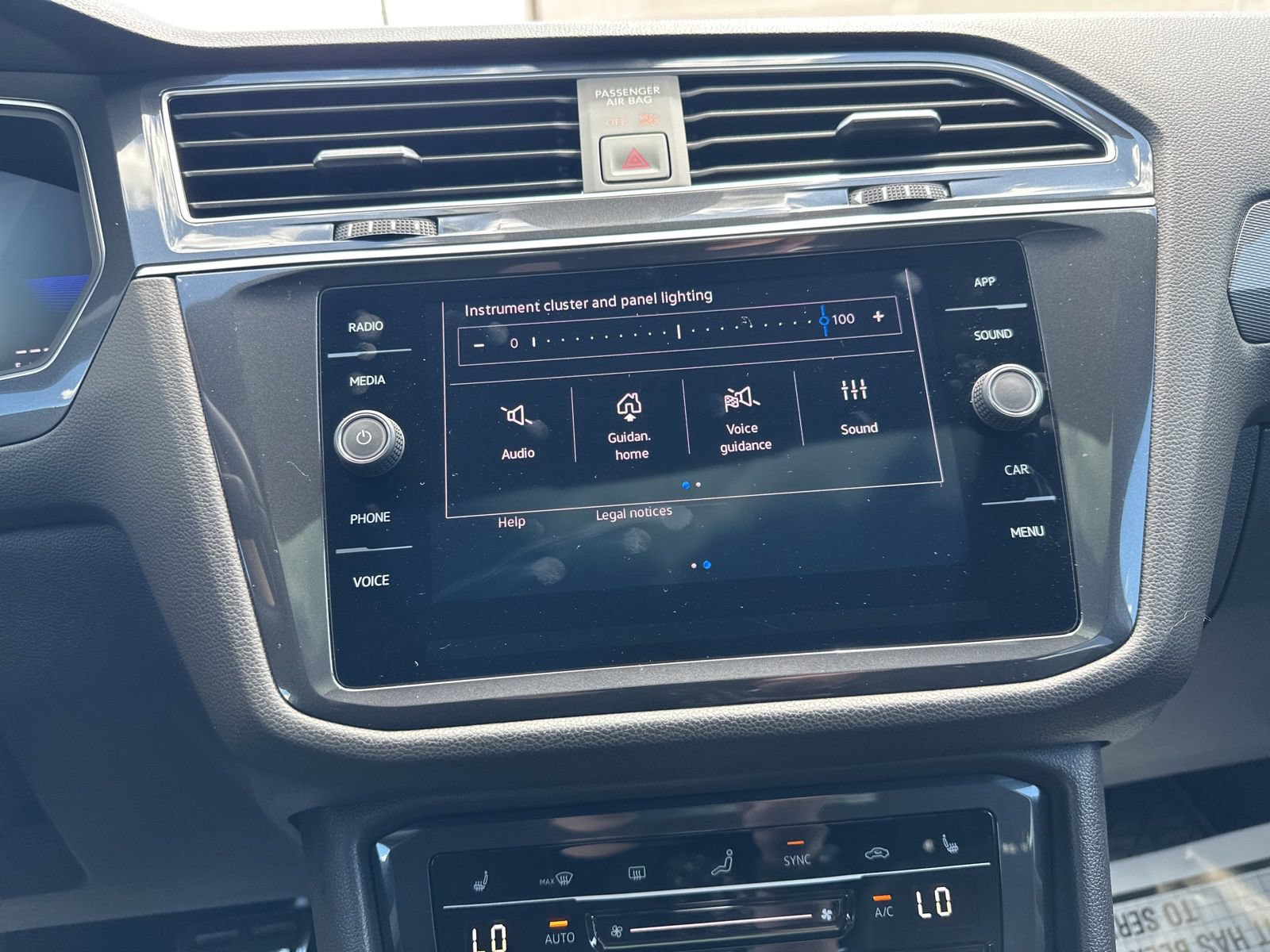 Certified 2024 Volkswagen Tiguan SE R-Line AWD/4WD image 68