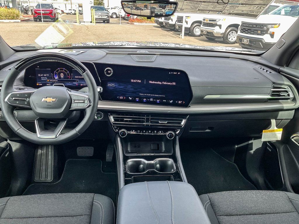 New 2026 Chevrolet Traverse LT w/ Enhanced Driving Package image 11