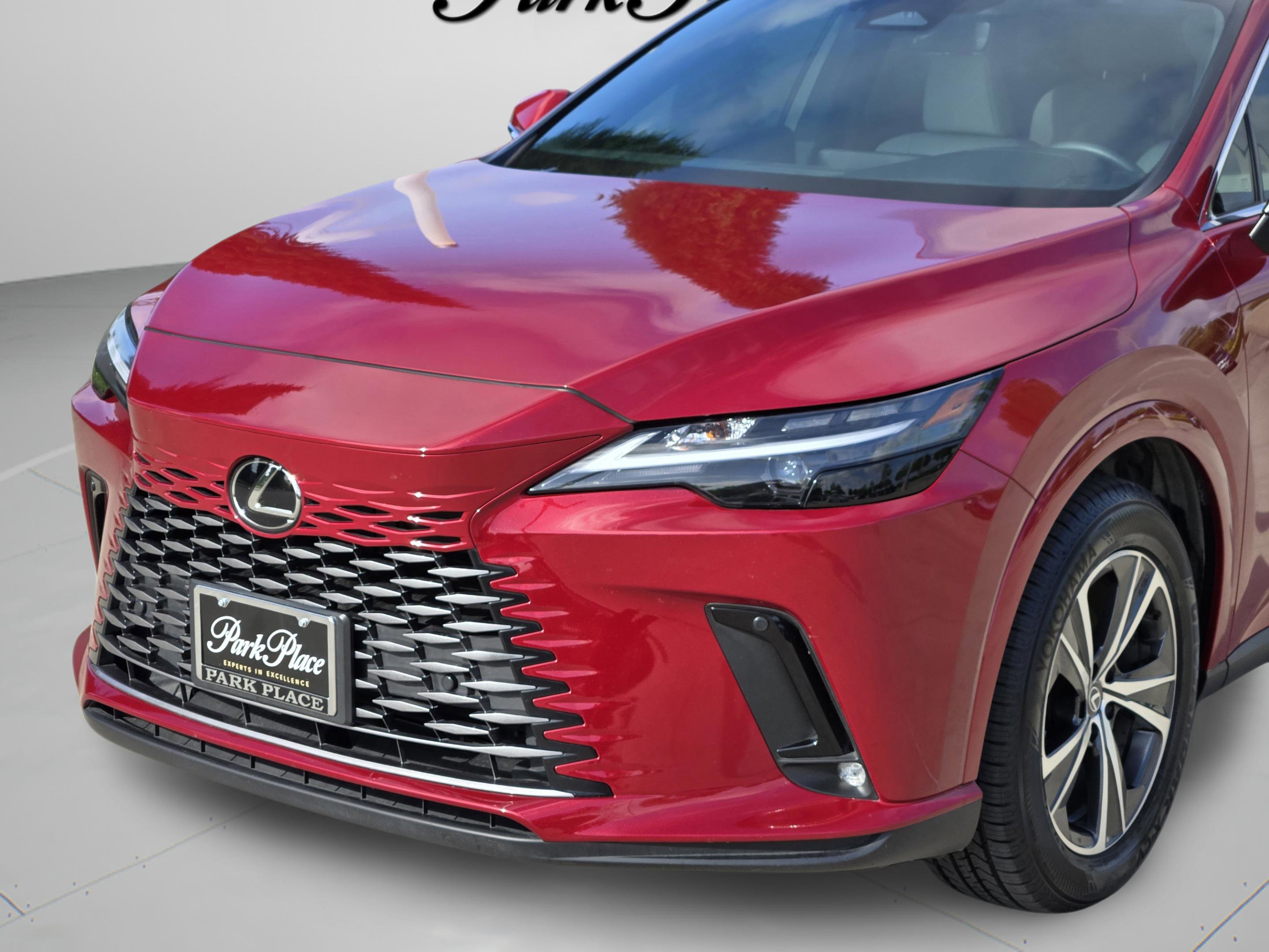 Used 2024 Lexus RX 350h w/ Accessory Package (Z1) image 31