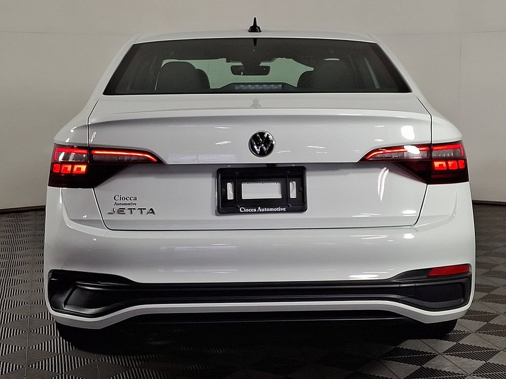 Used 2022 Volkswagen Jetta Sport FWD image 8