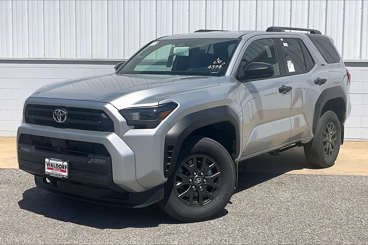 New 2026 Toyota 4Runner SR5 RWD image 2