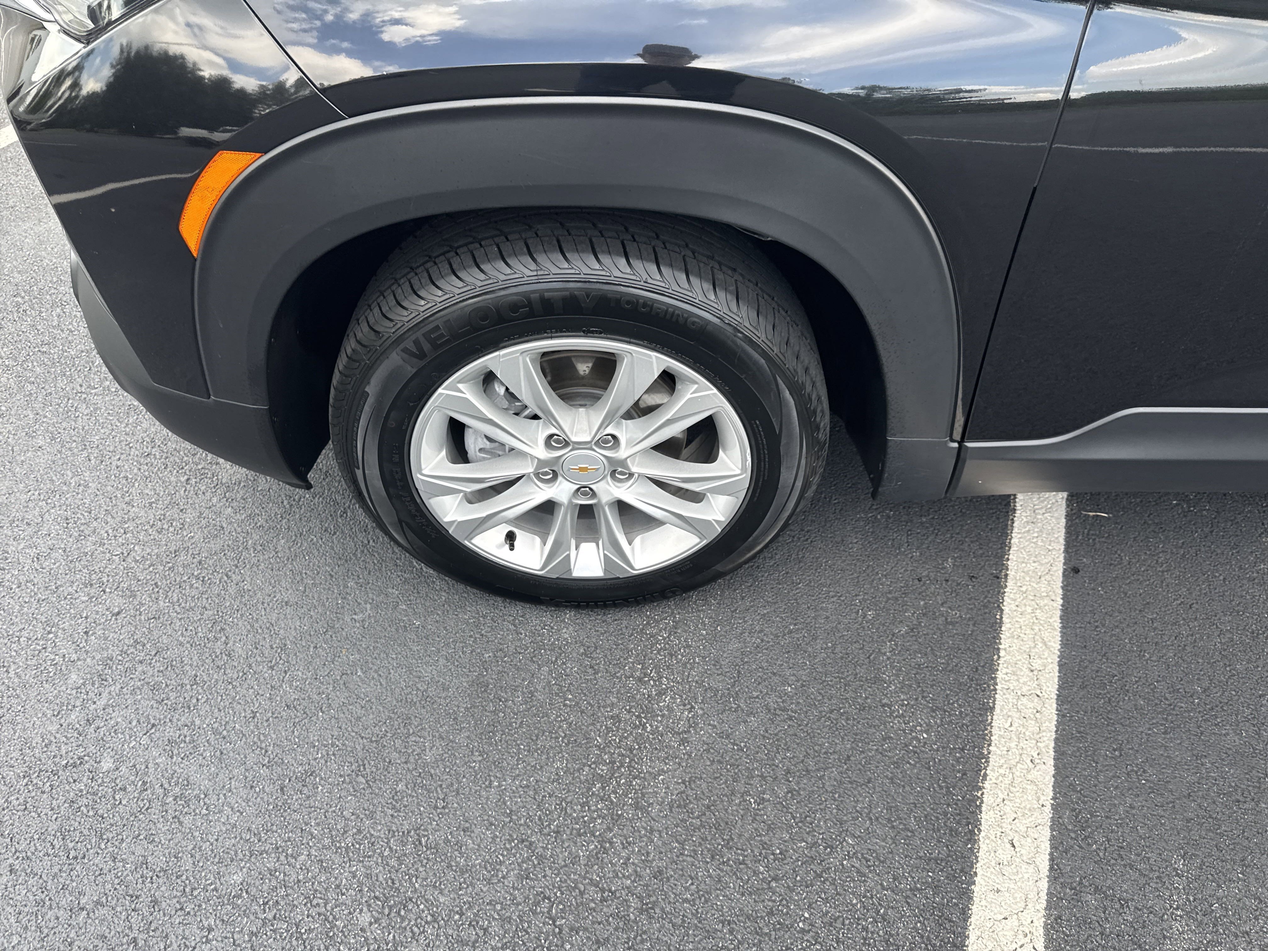 Used 2023 Chevrolet TrailBlazer LS image 9