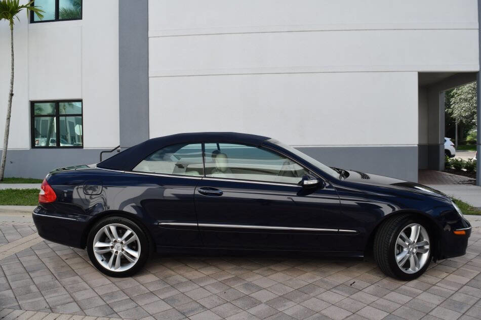 Used 2007 Mercedes-Benz CLK 350 Cabriolet image 9