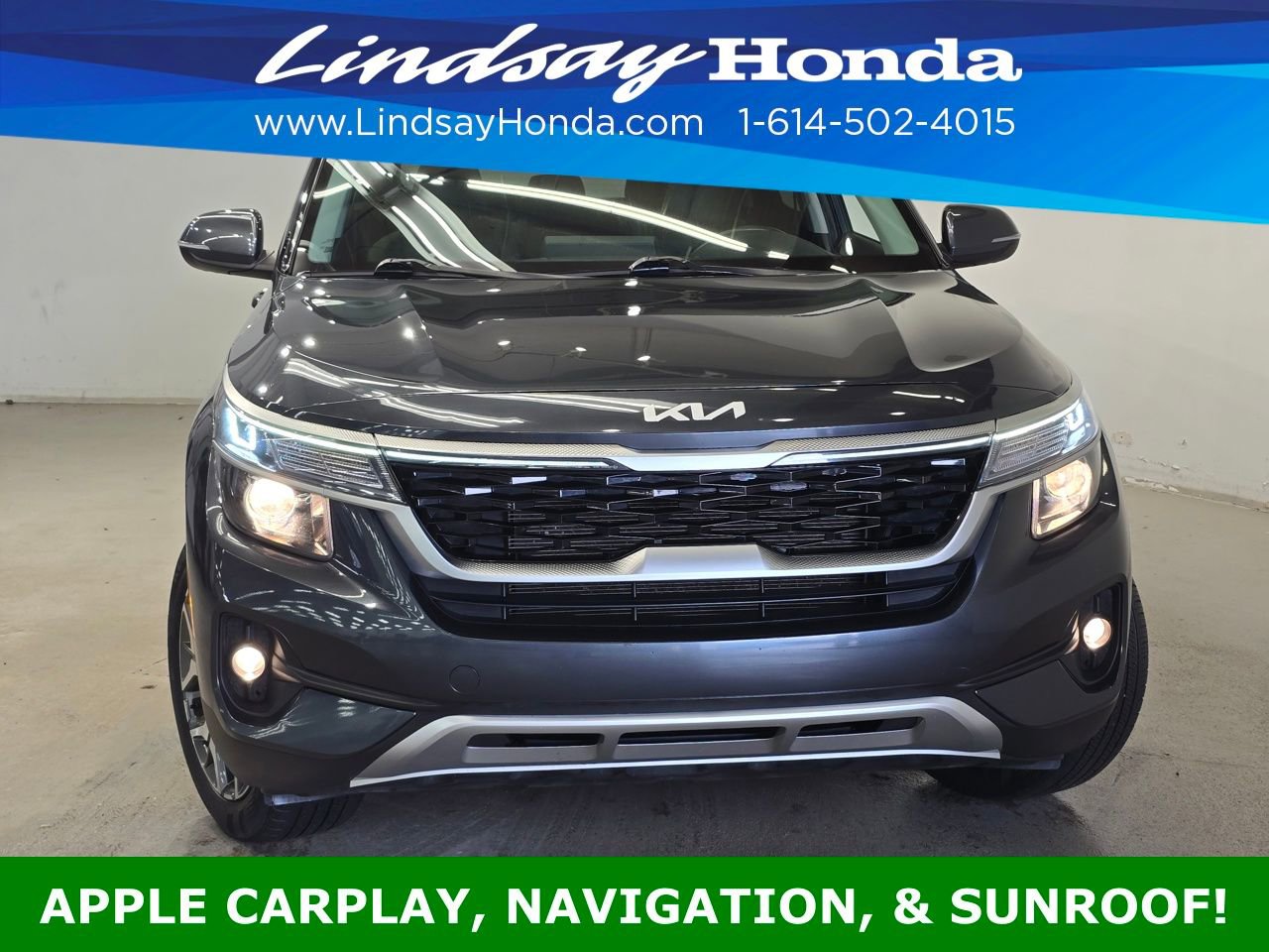 Used 2022 Kia Seltos EX image 2