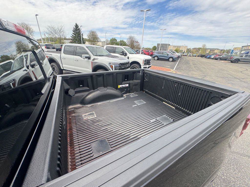 Used 2025 Ford F150 Lariat AWD/4WD image 24