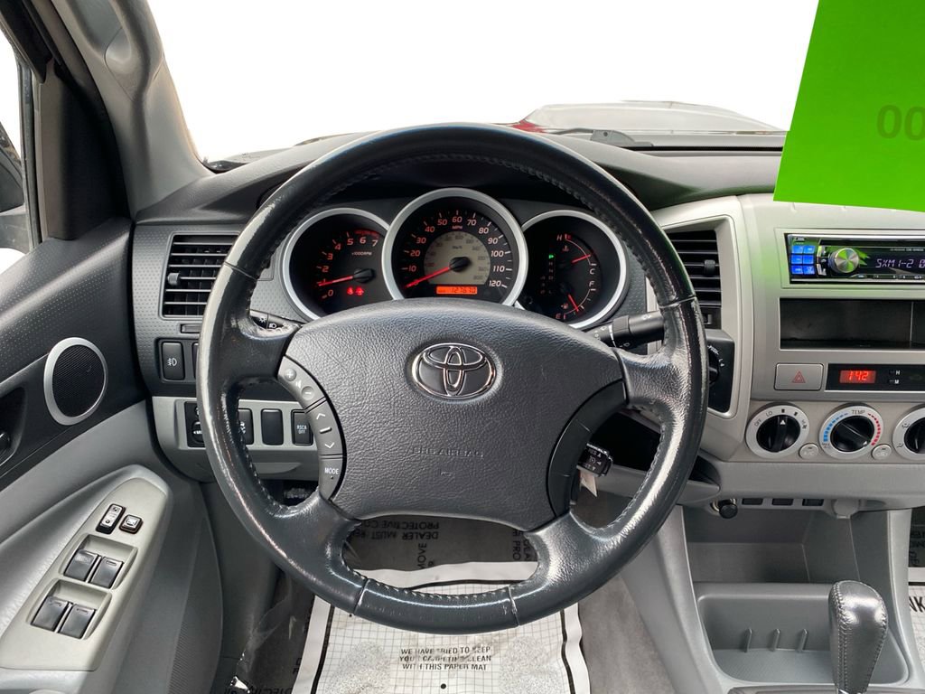 Used 2010 Toyota Tacoma 4x4 Double Cab image 13