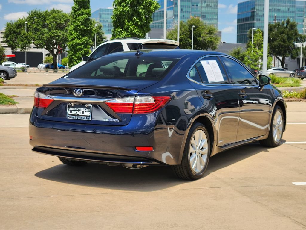 Used 2013 Lexus ES 300h w/ Luxury Pkg FWD image 7