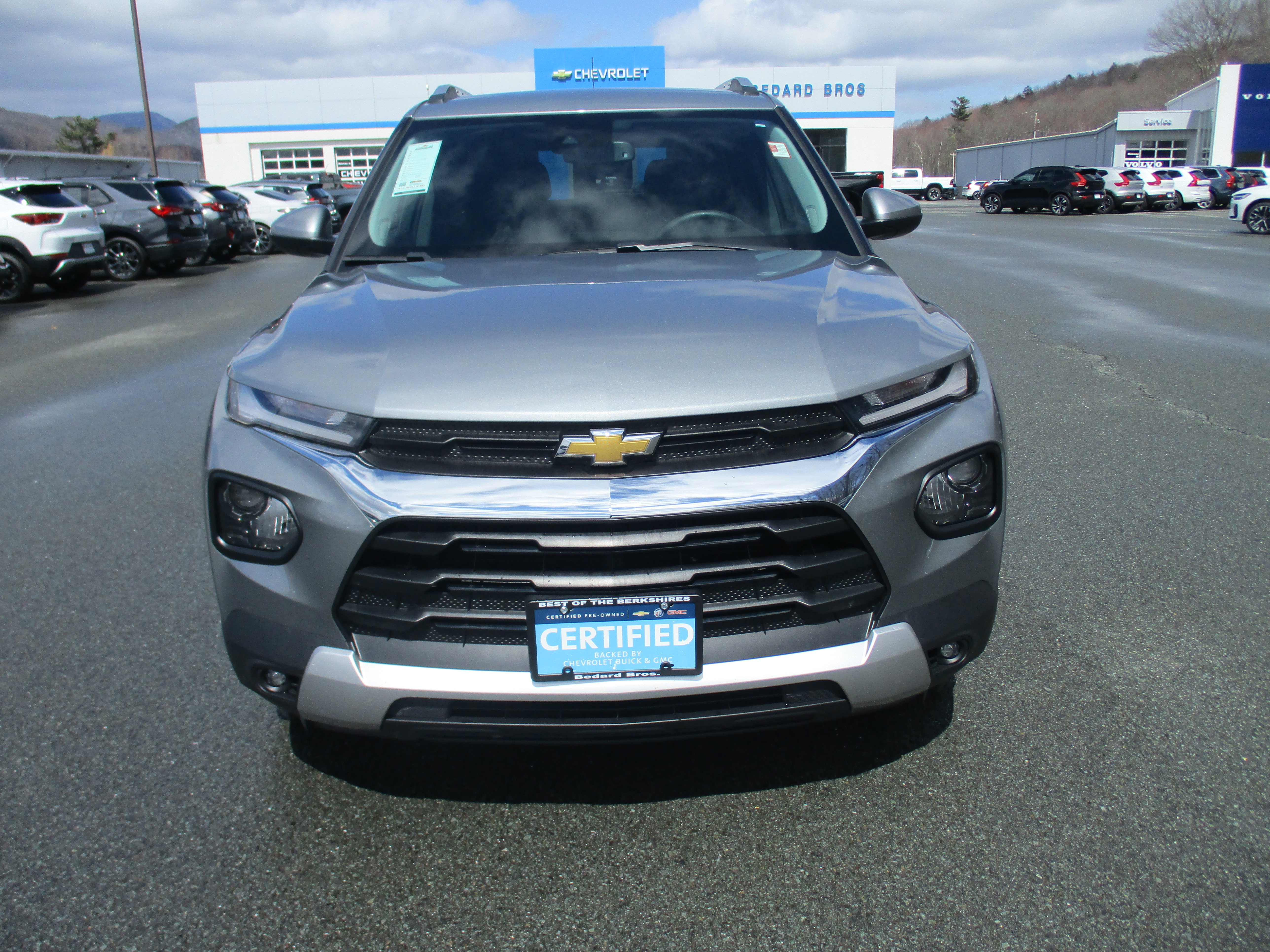 Certified 2023 Chevrolet TrailBlazer LT w/ Convenience Package image 2
