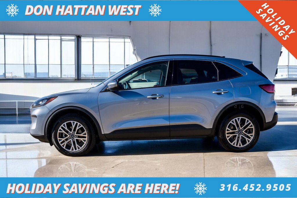 Used 2022 Ford Escape SEL image 2