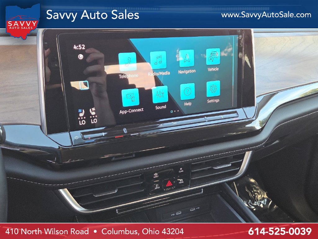 Used 2025 Volkswagen Atlas SE FWD image 26