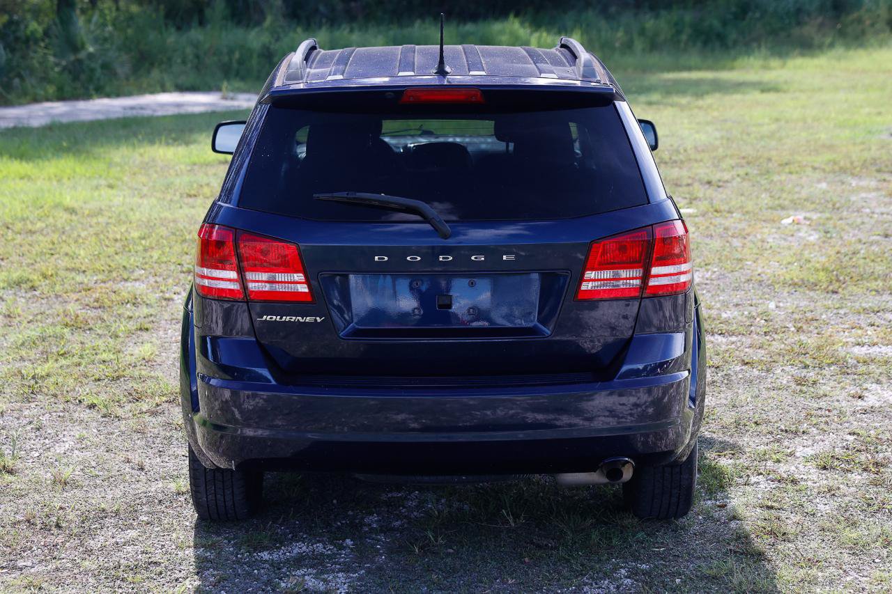 Used 2017 Dodge Journey SE FWD image 9