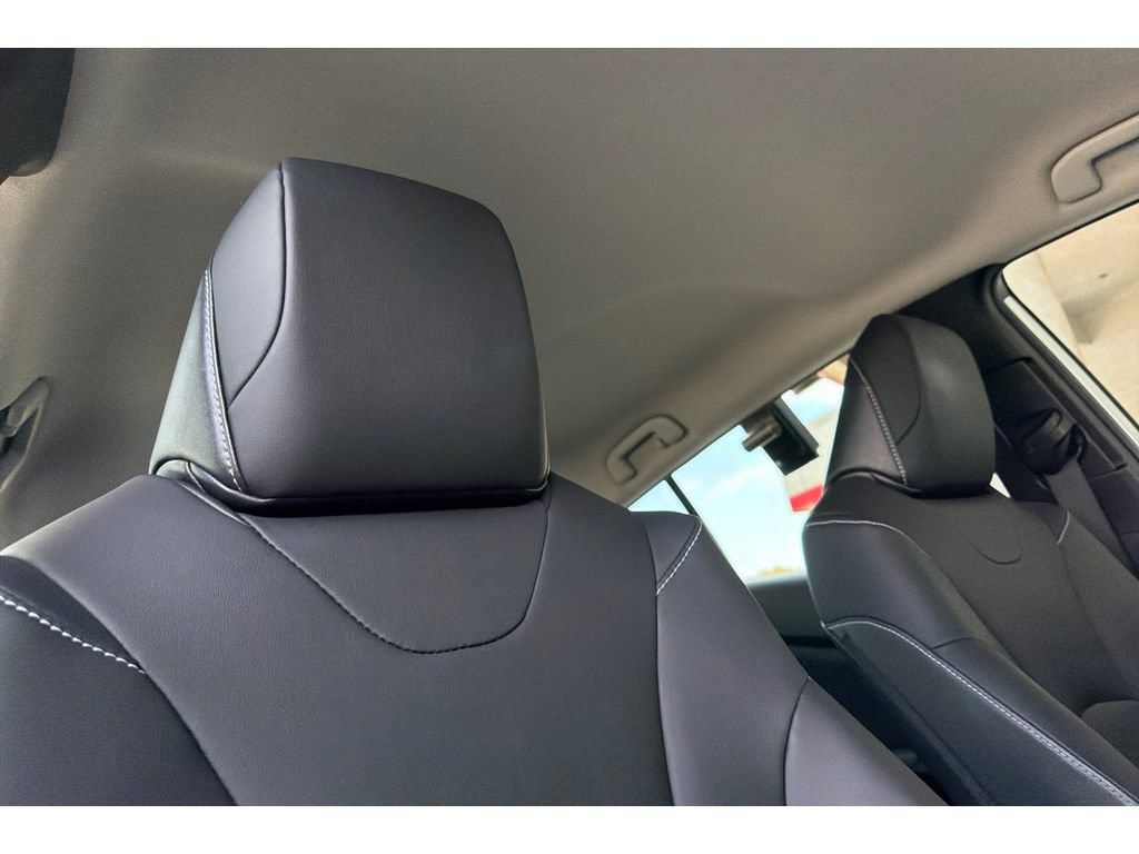 Certified 2021 Toyota Prius Prime Limited FWD image 18
