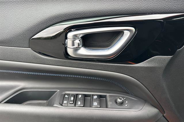 New 2026 Jeep Compass Latitude image 8