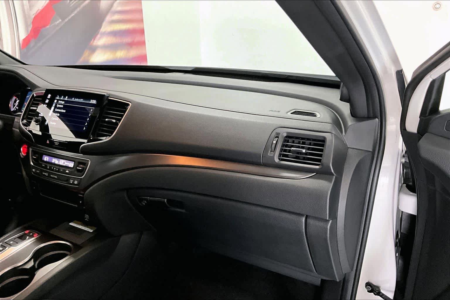 Used 2022 Honda Passport EX-L image 21
