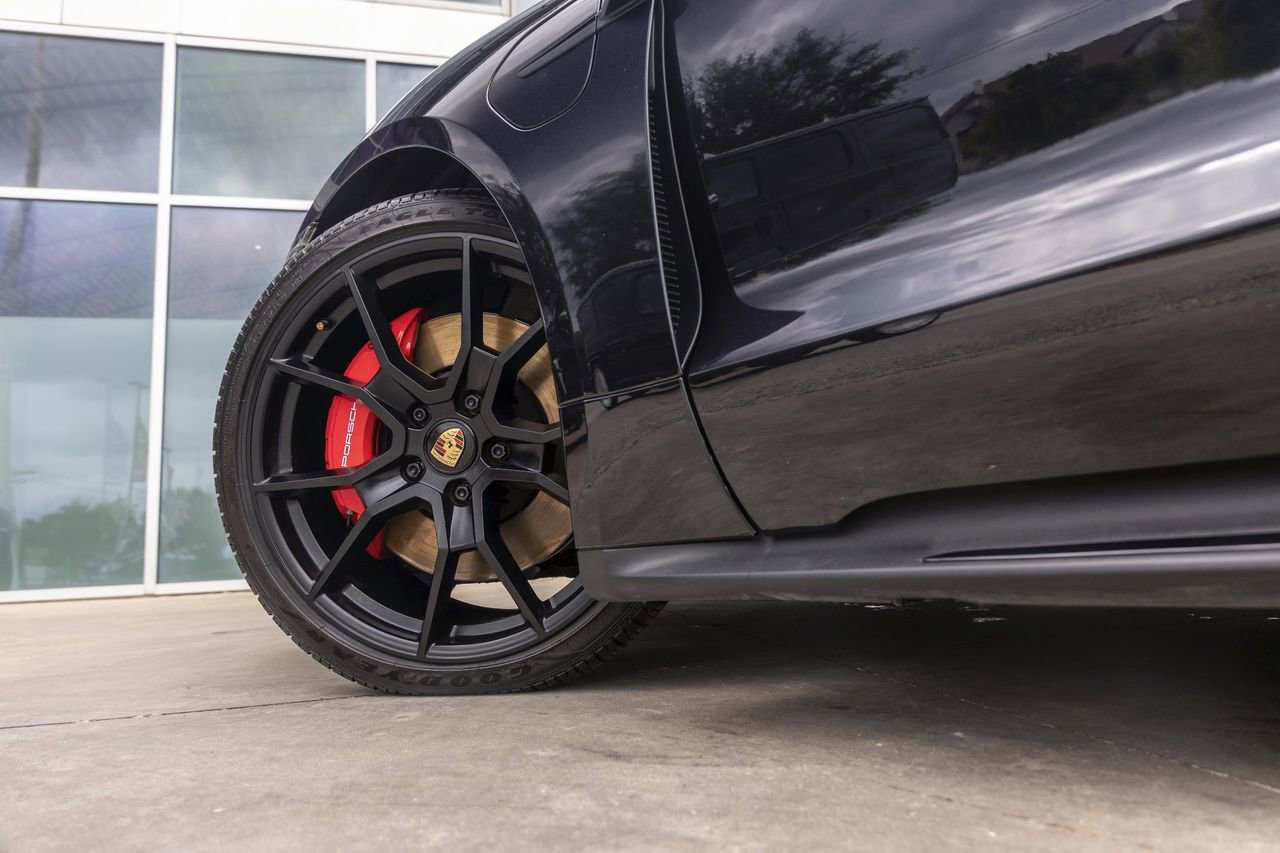 Used 2022 Porsche Taycan GTS AWD/4WD image 14