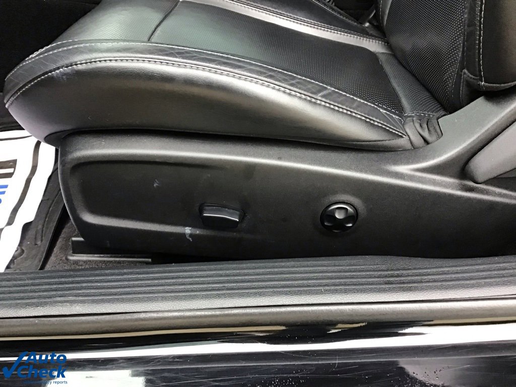 Used 2017 Dodge Challenger GT w/ Driver Convenience Group image 25