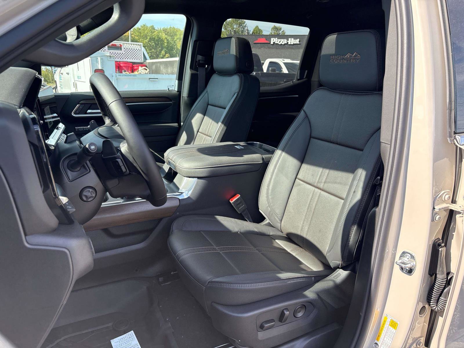 New 2026 Chevrolet Silverado 1500 High Country image 9