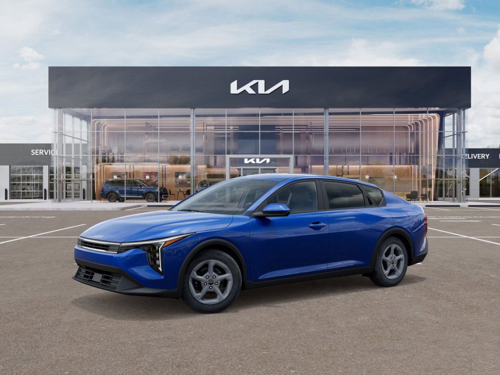 New 2025 Kia K4 FWD image 3