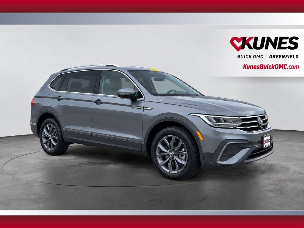 Used 2023 Volkswagen Tiguan SE AWD/4WD image 4