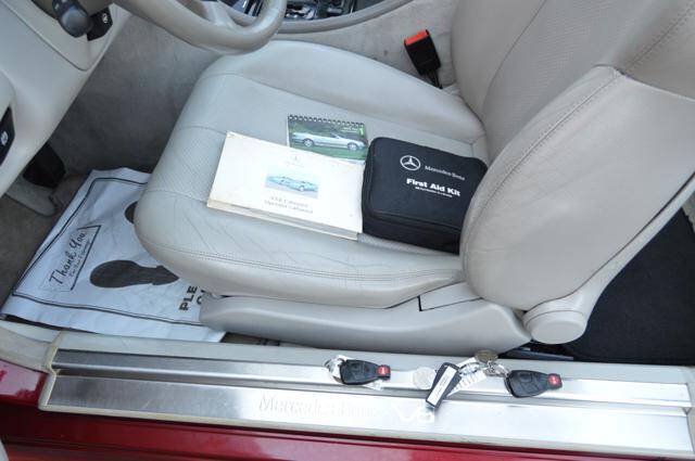 Used 2001 Mercedes-Benz CLK 430 Cabriolet image 36