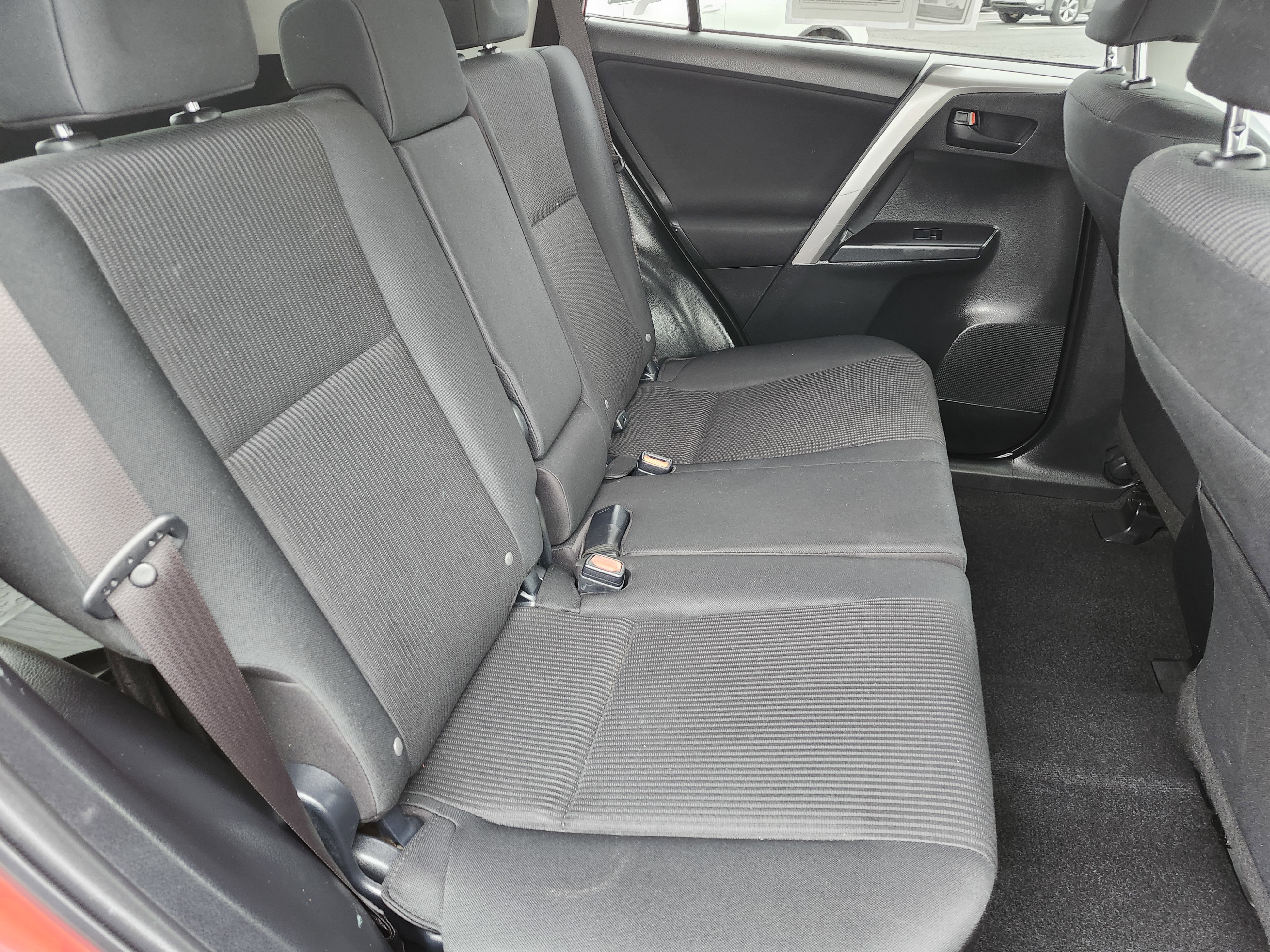 Used 2017 Toyota RAV4 LE w/ All Weather Liner Package image 18