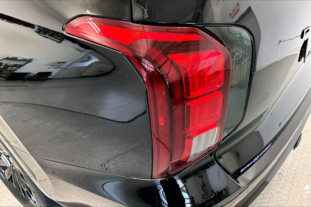 Used 2025 Hyundai Palisade Calligraphy AWD/4WD image 32