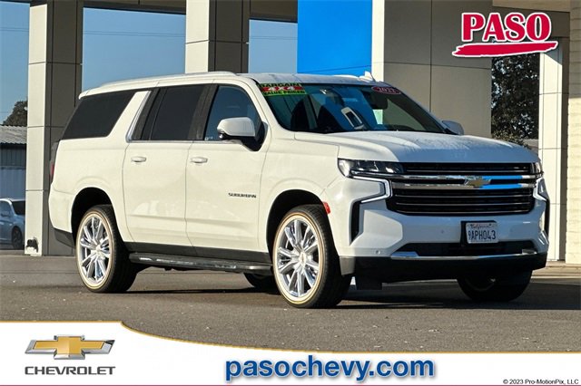 Used 2022 Chevrolet Suburban LT w/ Luxury Package