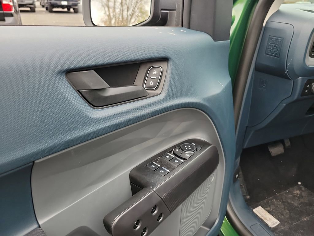 New 2025 Ford Maverick XL image 19