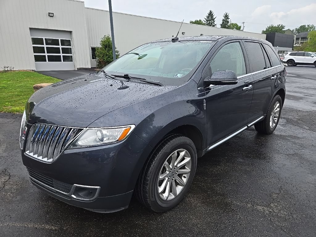 Used 2014 Lincoln MKX AWD w/ Equipment Group 102A image 11