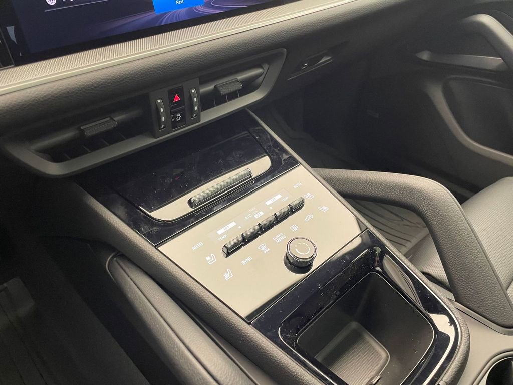New 2026 Porsche Cayenne AWD/4WD image 11