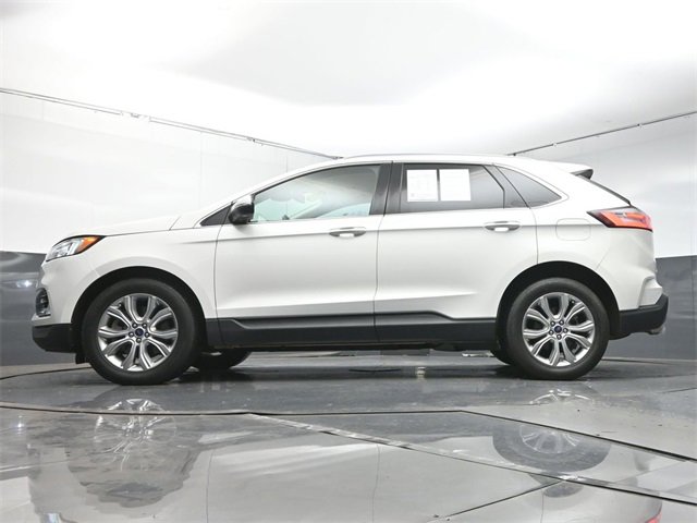 Used 2021 Ford Edge Titanium image 35