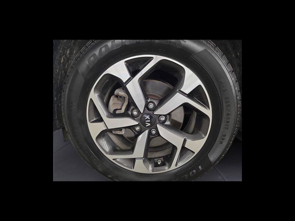 Used 2020 Kia Sportage LX image 10