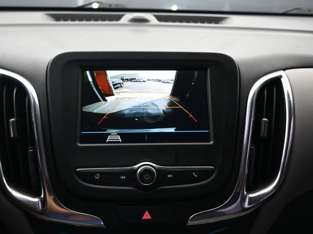 Used 2019 Chevrolet Equinox LS FWD image 30