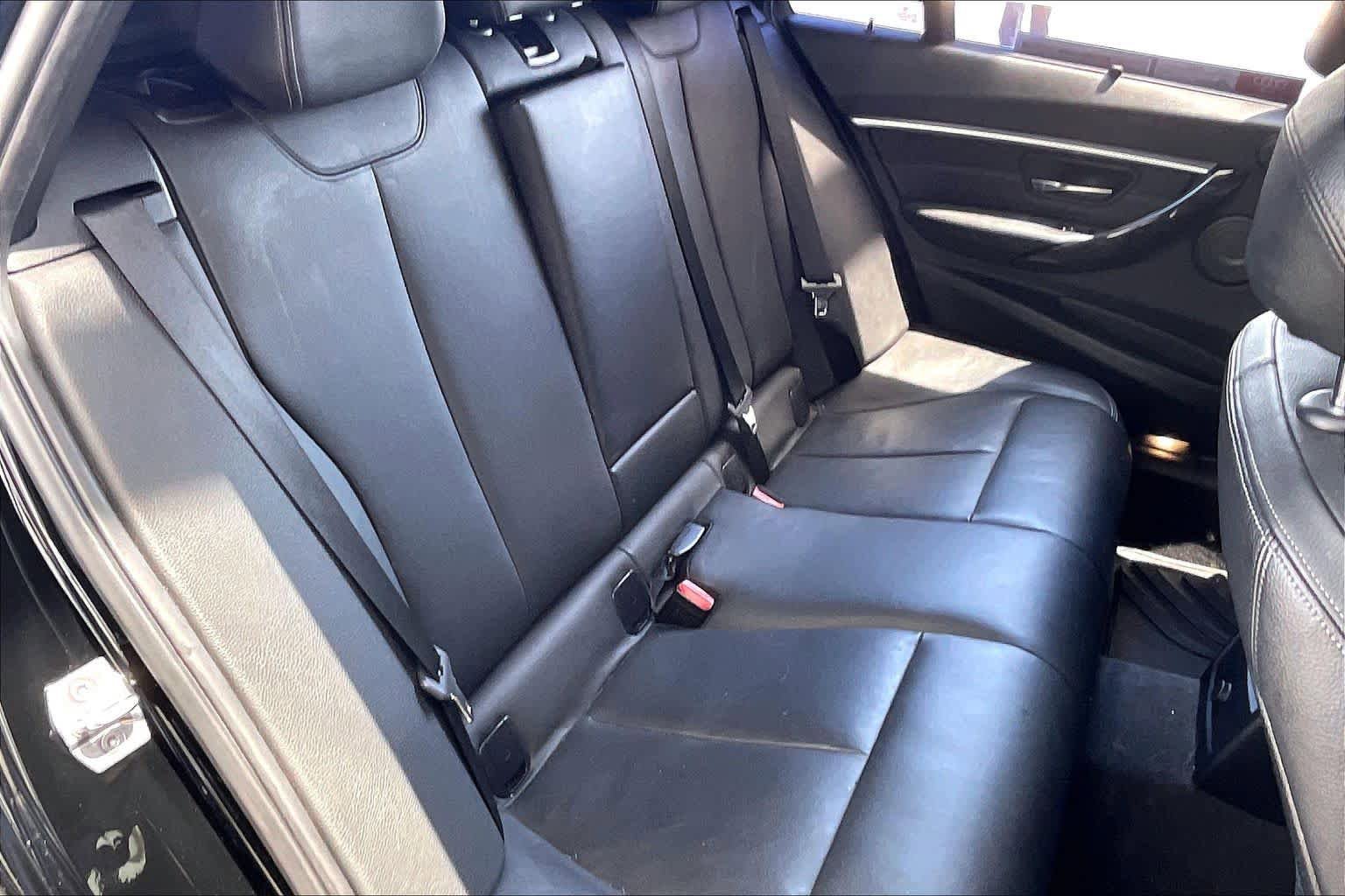Used 2016 BMW 328i xDrive Wagon AWD/4WD image 19