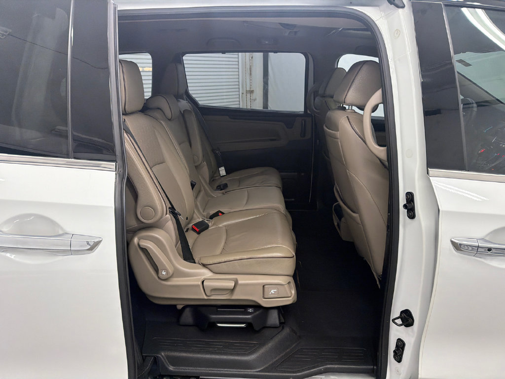 Used 2022 Honda Odyssey Elite image 17