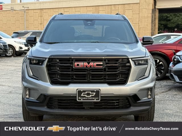 Used 2024 GMC Acadia Elevation w/ Black Edition FWD image 3