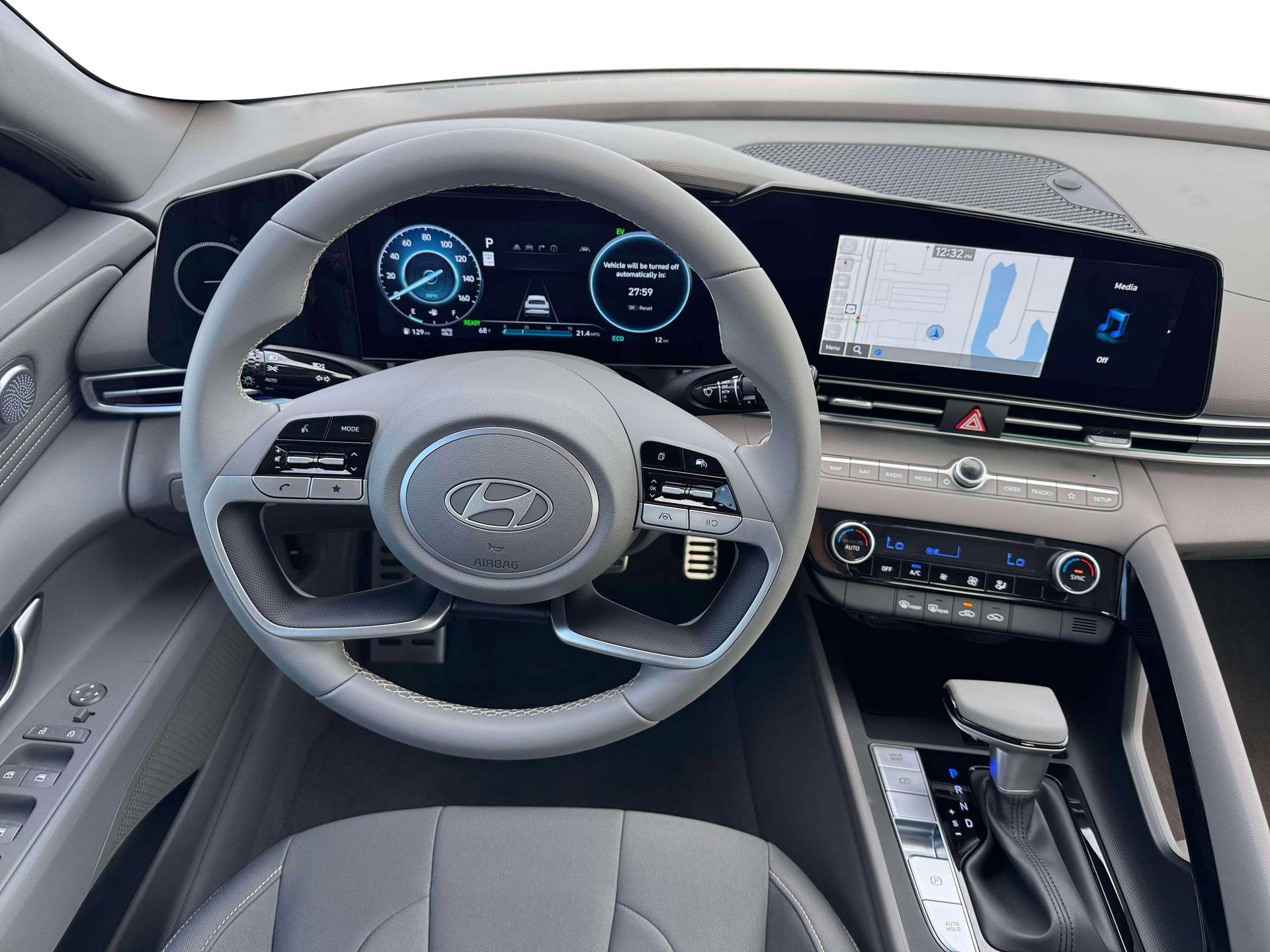 New 2026 Hyundai Elantra Sport FWD image 17