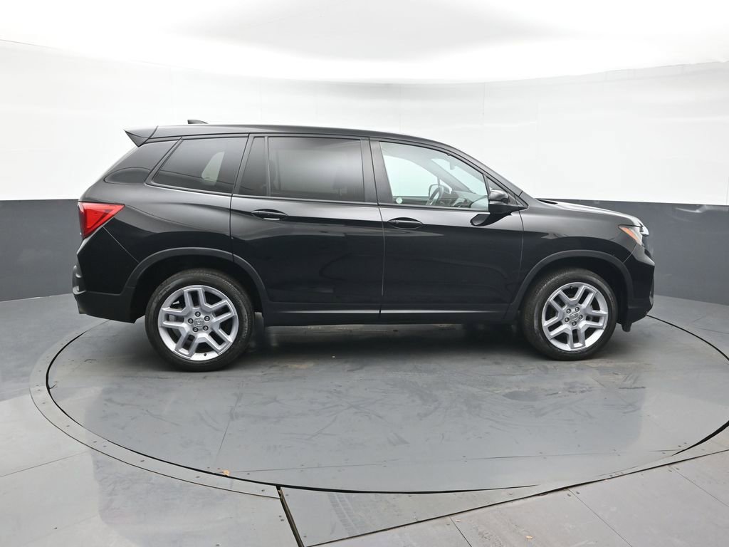 Used 2024 Honda Passport EX-L image 7